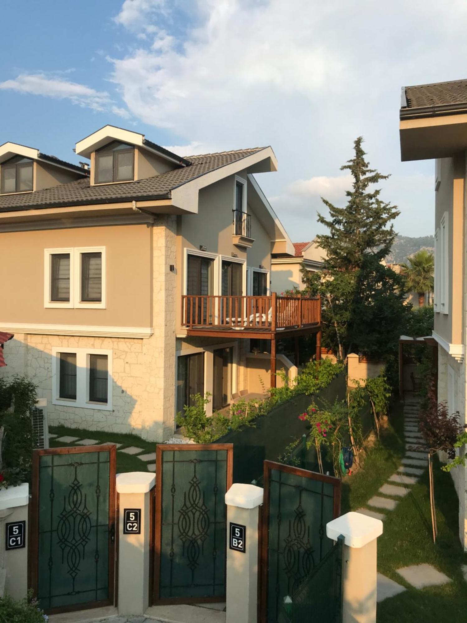 Villa Bianca 달리안 외부 사진